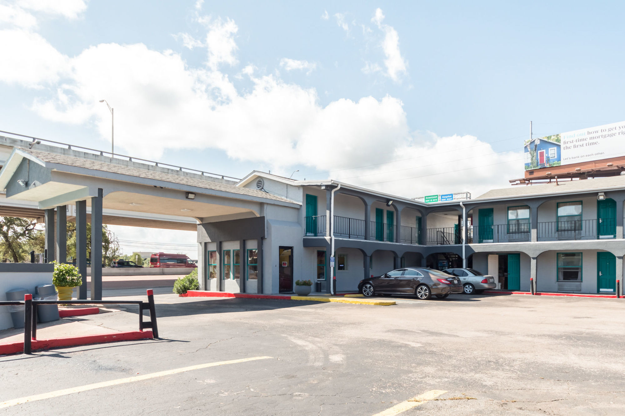 Rodeway Inn University Austin Exterior photo